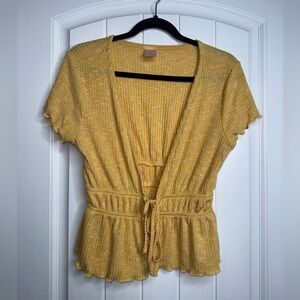 No Boundaries Short Sleeve yellow cardigan